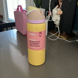 32oz Spring fling Owala